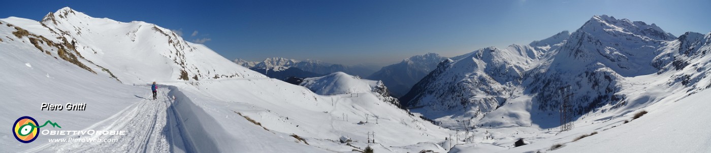 76 Panoramica scendendo da  Passo San Marco.jpg